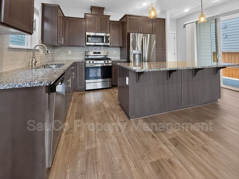 3909 Se Zircon Ln - Photo 5 of 23