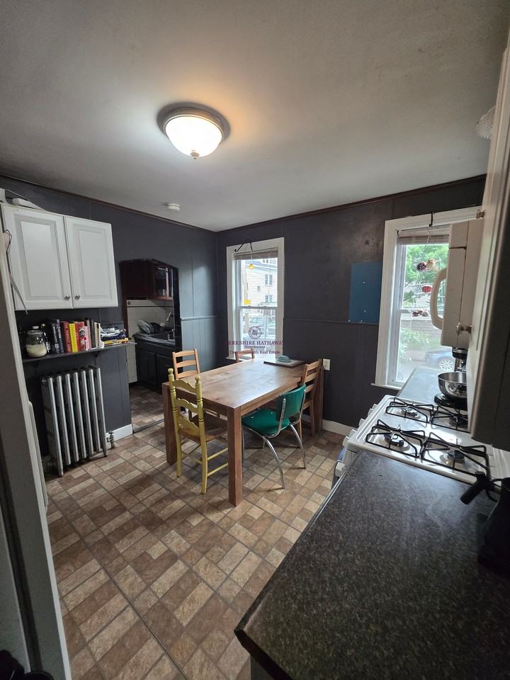 986 Broadway #1 - Photo 3 of 18