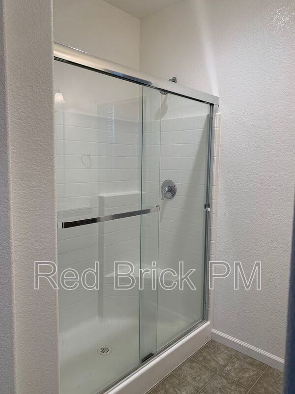 821 Tivoli Dr - Photo 6 of 12