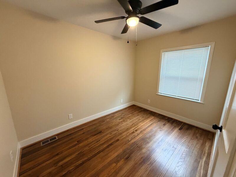 5541 Court P - Photo 6 of 9
