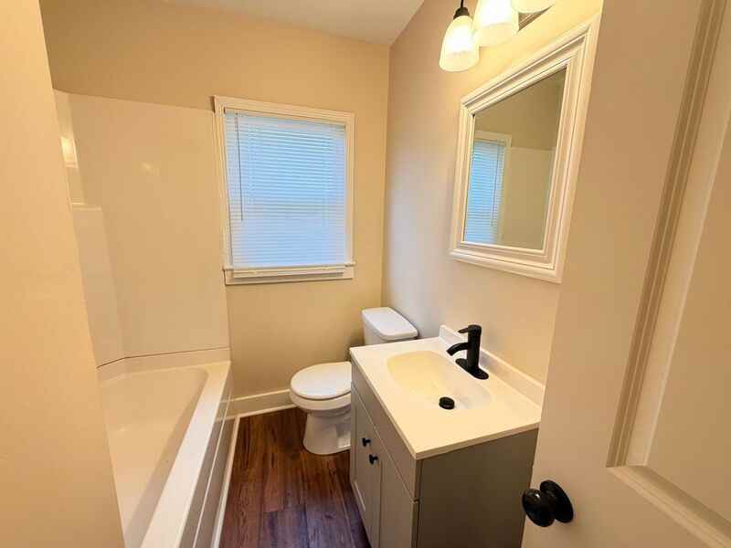 5541 Court P - Photo 7 of 9