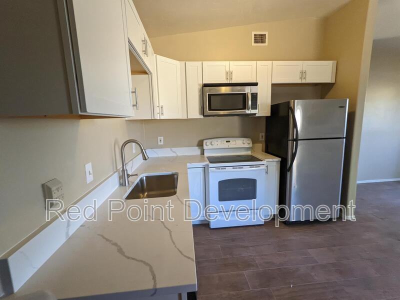 3310 E Bermuda St - Photo 3 of 10
