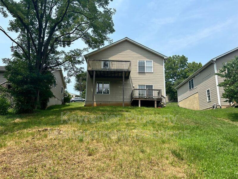 252 Shiloh Ave - Photo 3 of 43