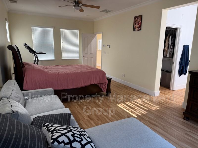 49 E Heritage Dr - Photo 5 of 16