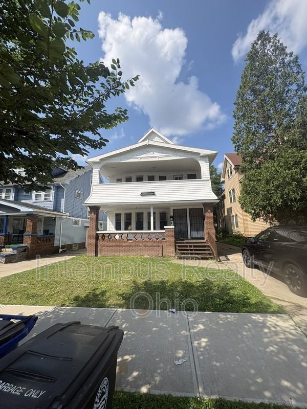 942 Eddy Rd - Photo 2 of 22