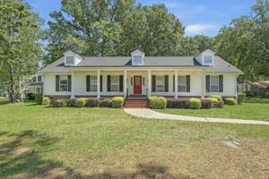 featured image of 101 Proprietors Ln