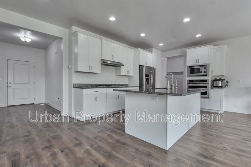 3711 W Creek Meadow Rd - Photo 2 of 32