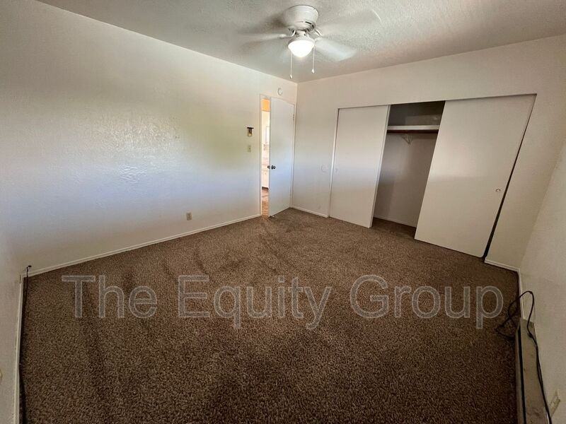 258 N G St #12 - Photo 7 of 10