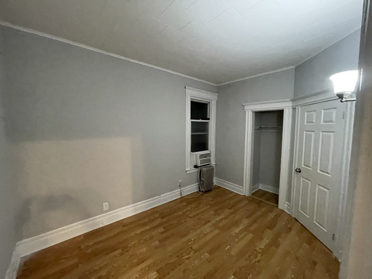 409 Hamilton St #1 - Photo 3 of 9