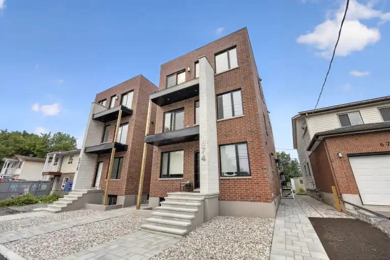674 Rue De L'église - Photo 2 of 21