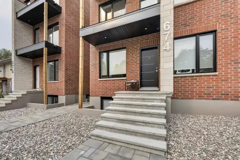 674 Rue De L'église - Photo 4 of 21