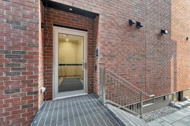 674 Rue De L'église - Photo 7 of 21