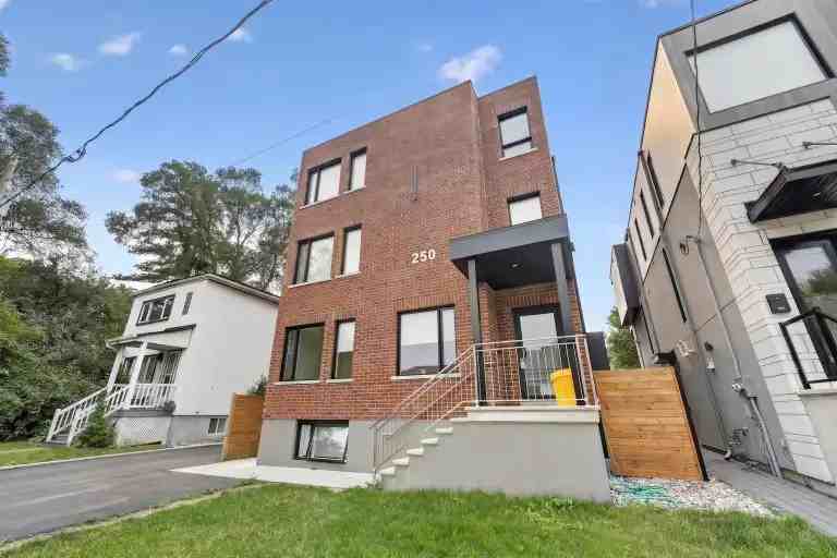 250 Ferland St #5 - Photo 3 of 23