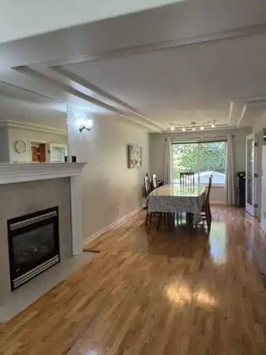 8279 154 St - Photo 4 of 13