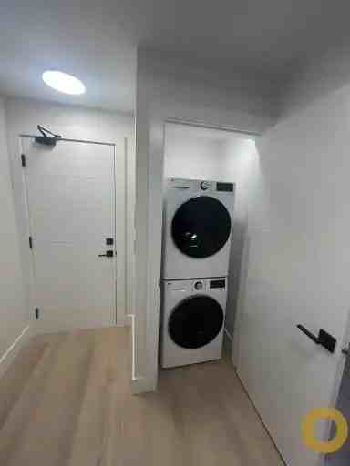 1489 Haywood Ave - Photo 7 of 9