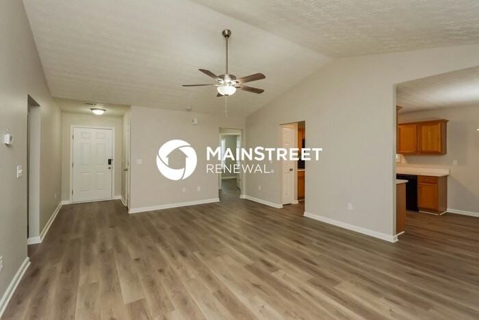 151 Longstreet Ct - Photo 2 of 16
