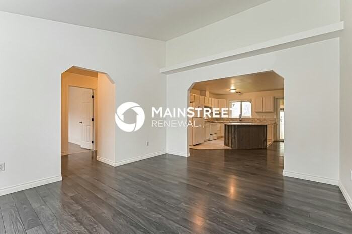 9905 141st St E - Photo 5 of 16