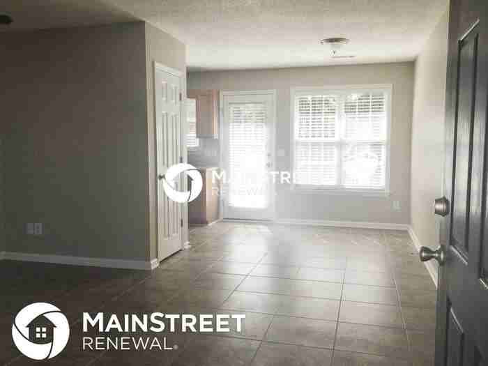5111 Windsbury Ridge Rd - Photo 2 of 14