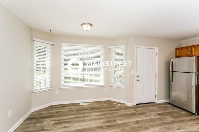 254 Drake Dr - Photo 4 of 16