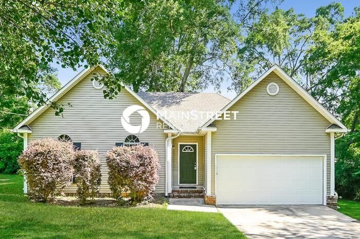 415 Willow Glen Dr - Photo 2 of 16