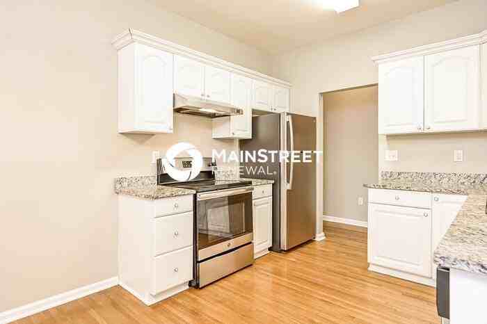 415 Willow Glen Dr - Photo 5 of 16