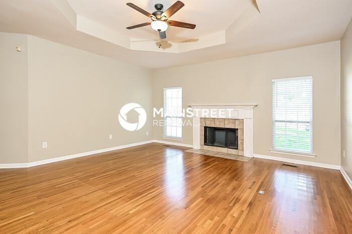 415 Willow Glen Dr - Photo 7 of 16