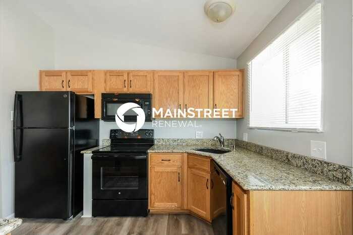 2208 Hudson Rd - Photo 7 of 16