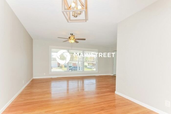 1935 Cordoba Dr - Photo 5 of 16