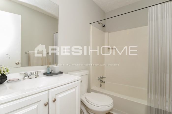 2660 Sheffield Ct Sw - Photo 7 of 17