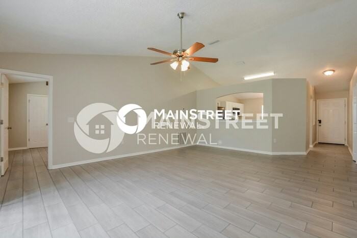 1222 Homeway Ln - Photo 4 of 16