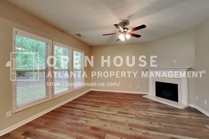 315 Cool Weather Dr - Photo 4 of 20