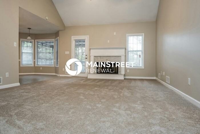 300 Daileys Plantation Dr - Photo 2 of 15