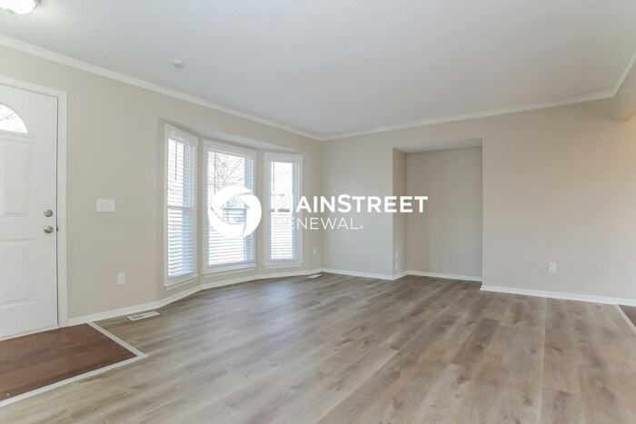 8707 Nw 83rd Ter - Photo 5 of 17