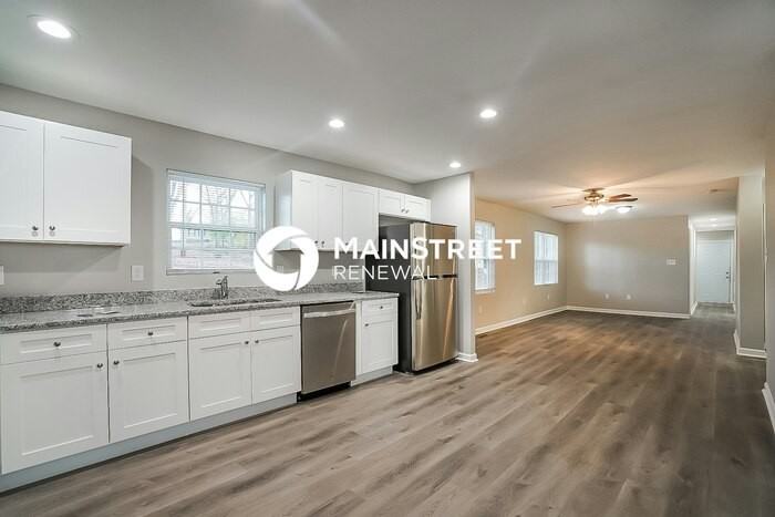 107 N Walker Ln - Photo 6 of 17