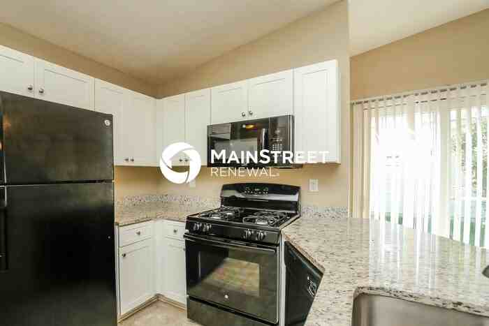 8057 Fieldstream Way - Photo 7 of 15