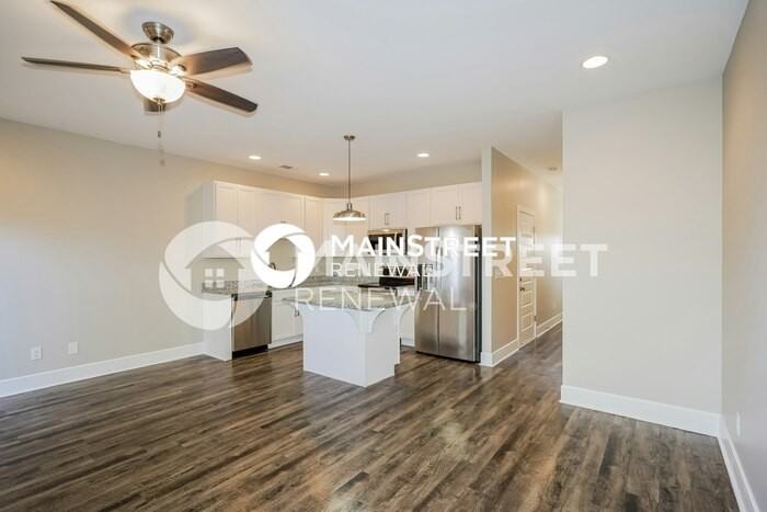112 Hartsville Ct - Photo 5 of 17
