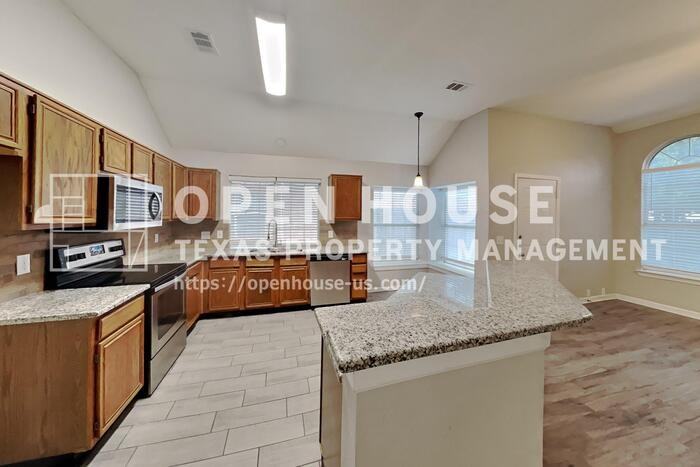 9817 Preston Vineyard Dr - Photo 7 of 20