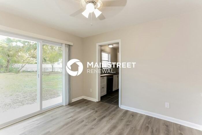 3377 Jacqueline Dr - Photo 4 of 16