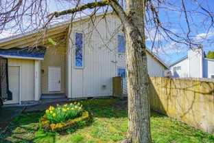 816 Se Olympia Dr - Photo 1 of 1