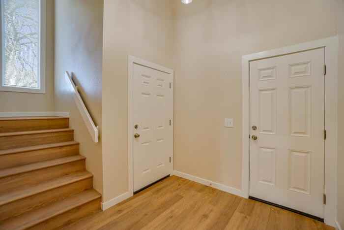 816 Se Olympia Dr - Photo 5 of 37