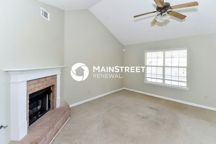 4079 Shadow Oaks Dr - Photo 3 of 16