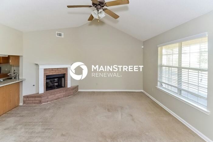 4079 Shadow Oaks Dr - Photo 5 of 16