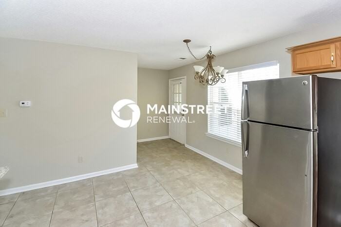 4079 Shadow Oaks Dr - Photo 6 of 16