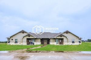 featured image of 101 Pharm Hills Rd #102