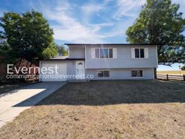 featured image of 4096 Colony Hills Cir