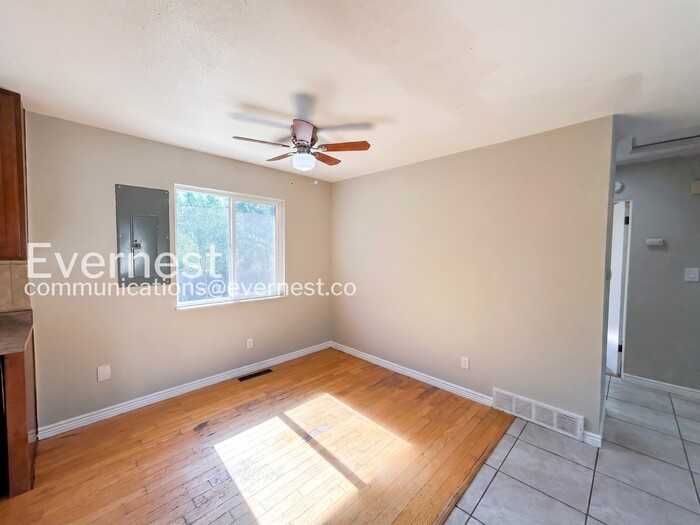 4096 Colony Hills Cir - Photo 6 of 28