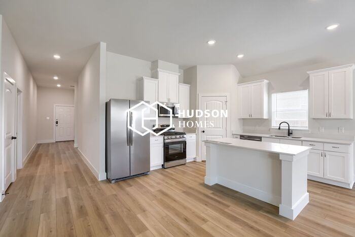 Stonebriar Ln - Photo 4 of 12