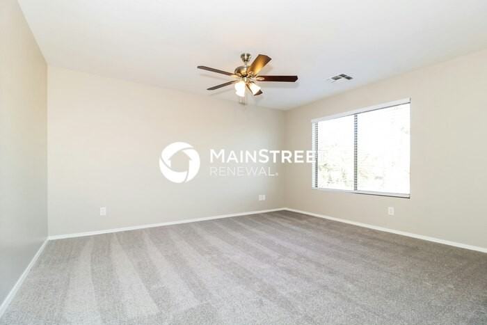 10622 W Alvarado Rd - Photo 6 of 17
