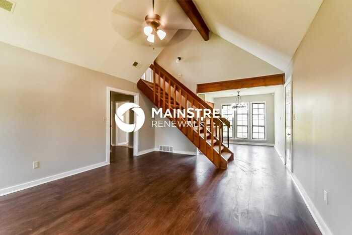 4176 Runningbrook Cir - Photo 6 of 17