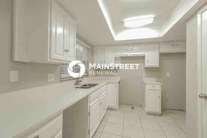 7234 Pleasant Dr - Photo 6 of 16